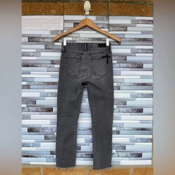 RTA Crop distress jeans size 24 - Picture 5 of 10